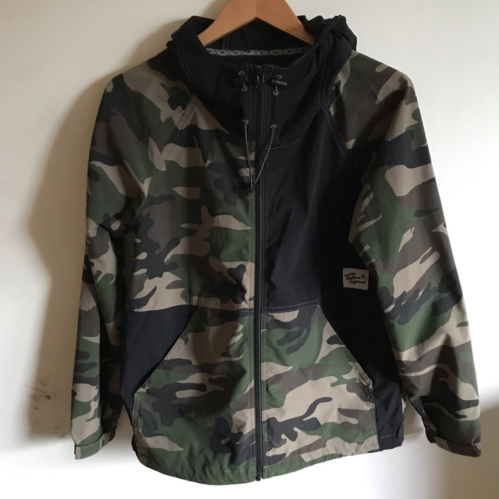 Waterproof camo jacket
